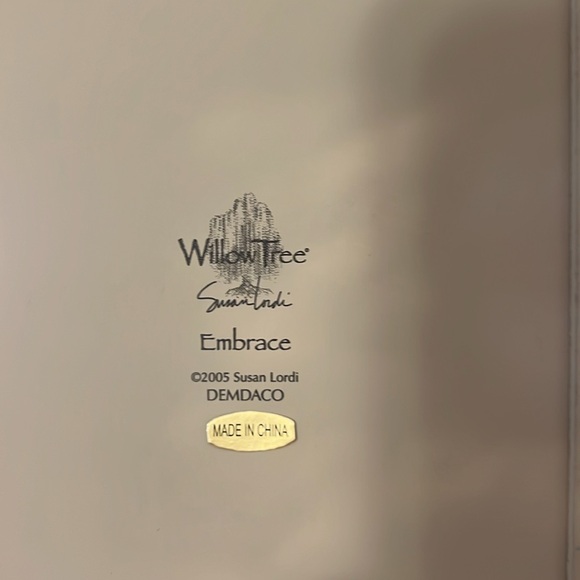 Willow Tree “Embrace” - Picture 3 of 4